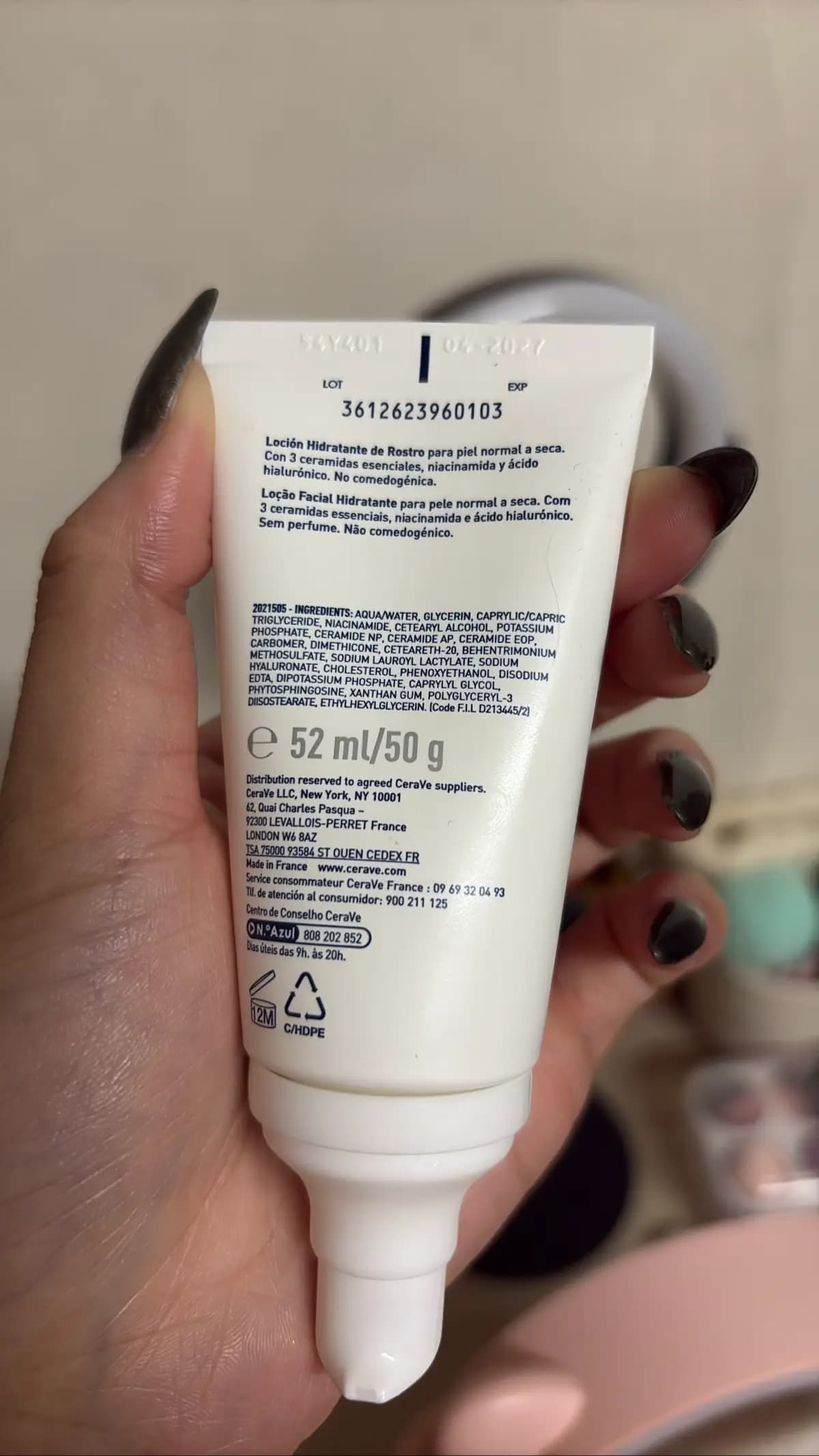 Hydrating Facial Lotion for Normal to Dry Skin (Loción Hidratante de Rostro / Loção Facial Hidratante)