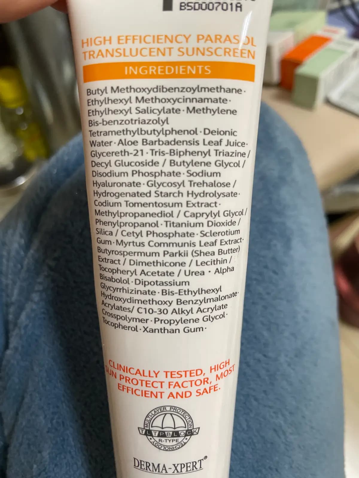 HIGH EFFICIENCY PARASOL TRANSLUCENT SUNSCREEN