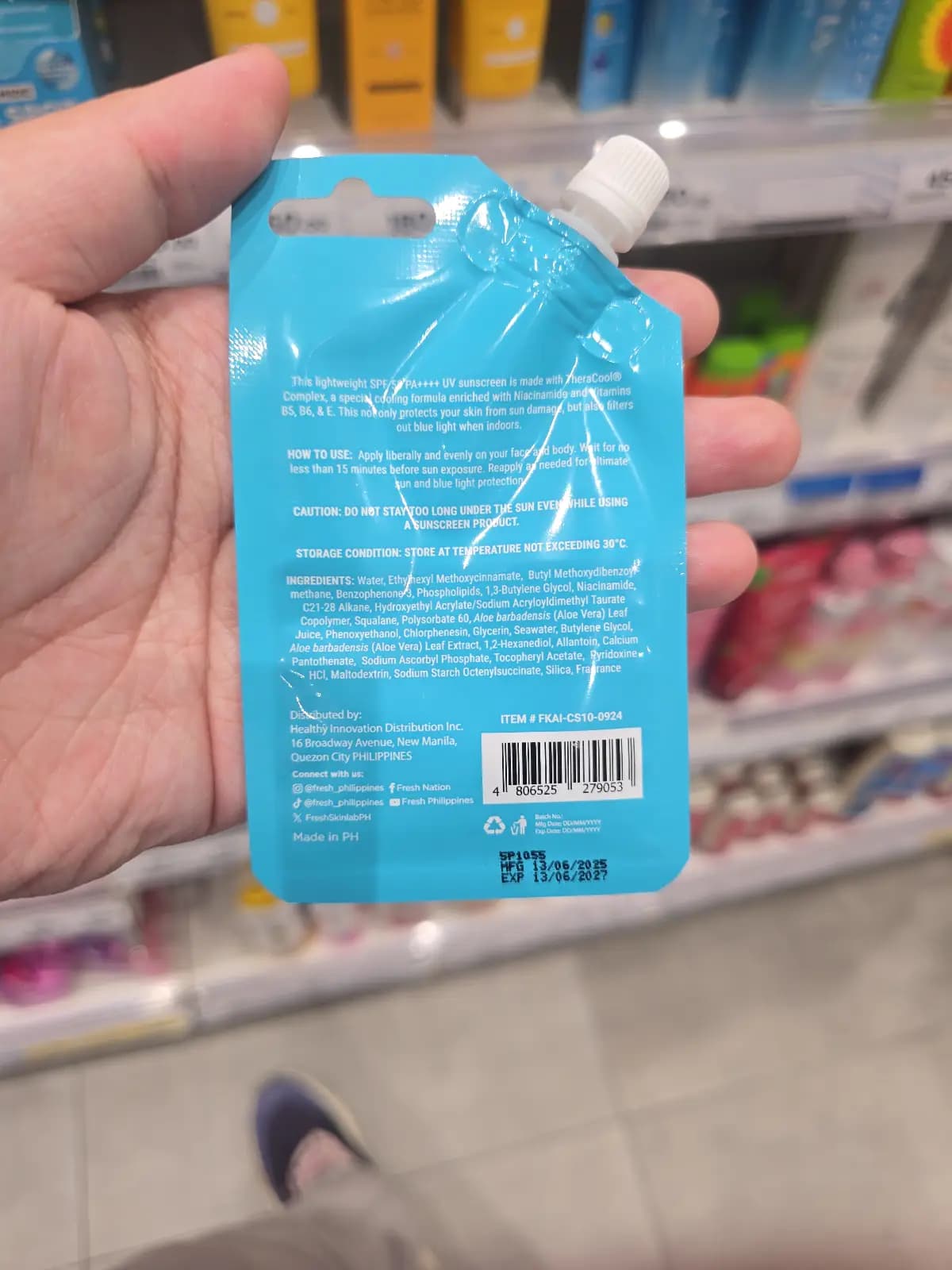 lightweight SPF/SPA++++ UV sunscreen