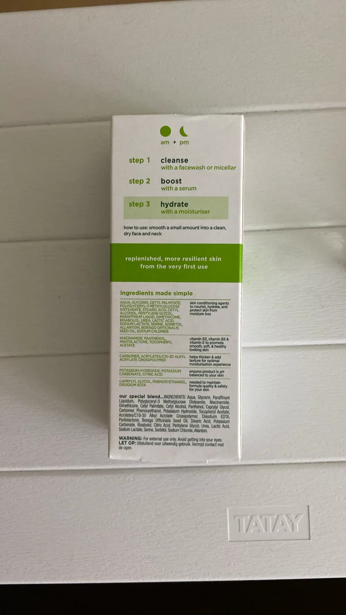 hydrating light moisturiser