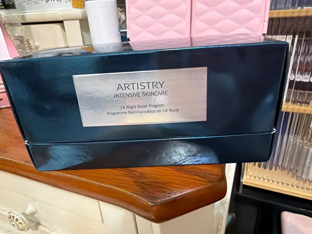 ARTISTRY Сыворотка "Программа восстановления 14 ночей" - 產品正面包裝 | cosGlint